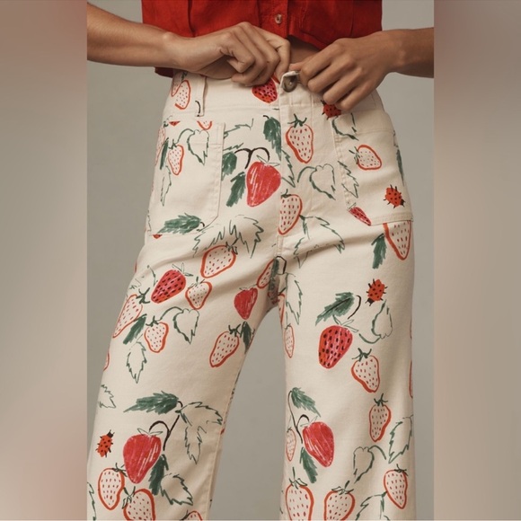 Maeve by Anthropologie The Colette Strawberry Cropped Pants - Picture 3 of 8